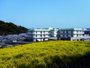 介護老人保健施設　コスモスガーデン桜の里