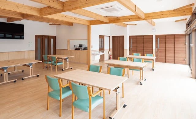 住宅型有料老人ホーム輪