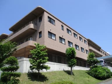 介護老人保健施設ケアガーデンさがみ湖