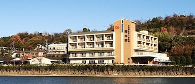 特別養護老人ホーム岡本荘