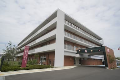 タムスさくらの杜三郷