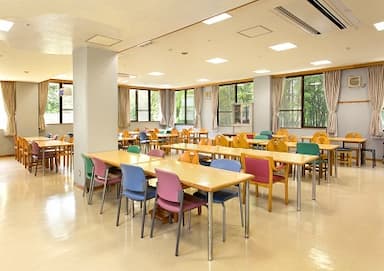 障害者支援施設光明学園